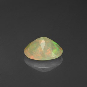 0.70캐럿 천연 멀티컬러 오팔, 투명한, 7.9×6 mm, 투명/반투명