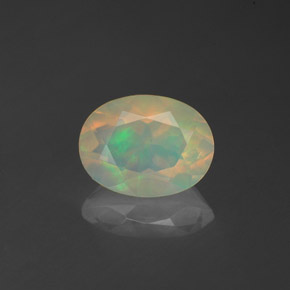 0.80캐럿 천연 멀티컬러 오팔, 투명한, 8.2×6.2 mm, 투명/반투명