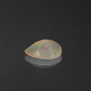 0.38캐럿 천연 멀티컬러 오팔, 투명한, 7.1×4.9 mm, 투명/반투명