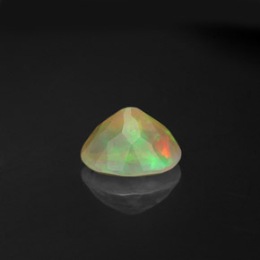 0.85캐럿 천연 멀티컬러 오팔, 투명한, 8×6.1 mm, 투명/반투명