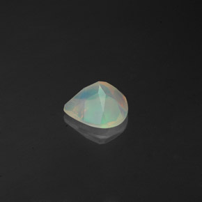0.61캐럿 천연 멀티컬러 오팔, 투명한, 6.9×6.9 mm, 투명/반투명