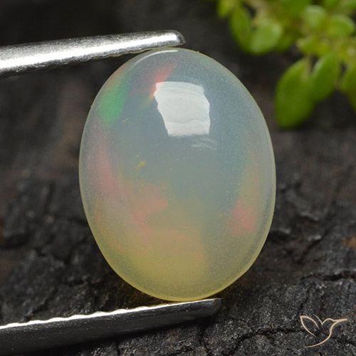 1.22ct 자연스러운 다색 오팔, 타원형, 투명한