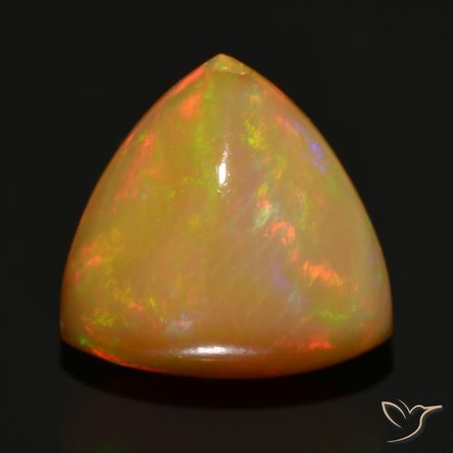 4.38ct 자연스러운 다색 오팔, 일조, 투명한