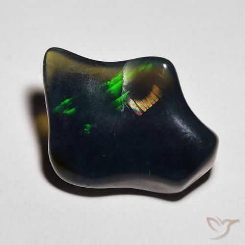 5.14ct 자연스러운 다색 오팔, 팬시한, 투명한