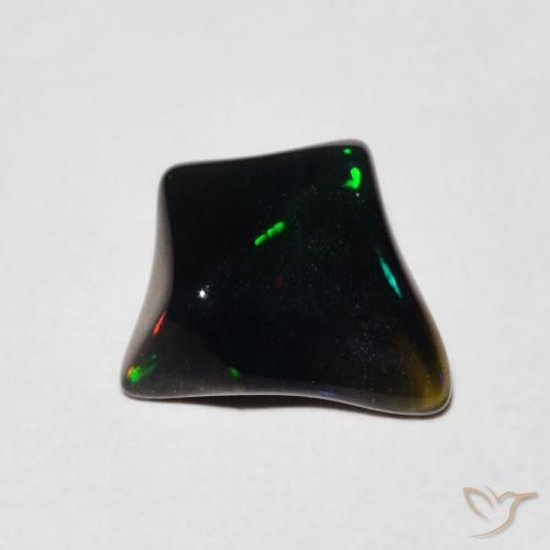 0.73ct 자연스러운 다색 오팔, 팬시한, 투명한