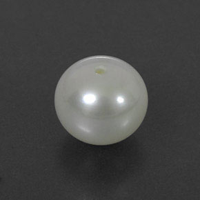 3.55캐럿 천연 크림 진주, 구형 / 볼, 8.18 mm, 불투명체