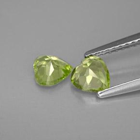 캐럿 천연 생기 있는 그린 페리도트 보석, 하트 모양, 5.1×4.9 mm, VVS-VS