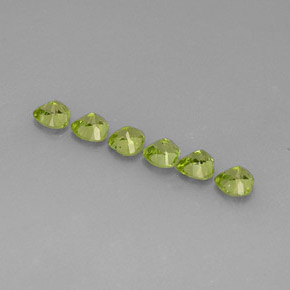 캐럿 천연 생기 있는 그린 페리도트 보석, 하트 모양, 5.2×4.9 mm, VS