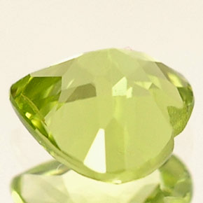 0.50캐럿 천연 생기 있는 그린 페리도트, 하트 모양, 5.1×5.1 mm, VVS-VS