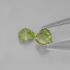 캐럿 천연 생기 있는 그린 페리도트 보석, 하트 모양, 5×4.9 mm, VS