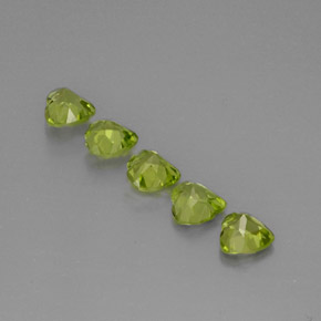 캐럿 천연 생기 있는 그린 페리도트 보석, 하트 모양, 5.1×4.9 mm, VS