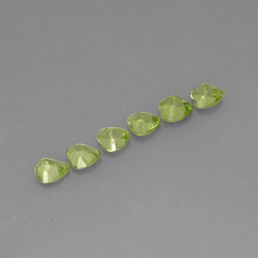 캐럿 천연 생기 있는 그린 페리도트 보석, 하트 모양, 5×4.9 mm, VVS-VS