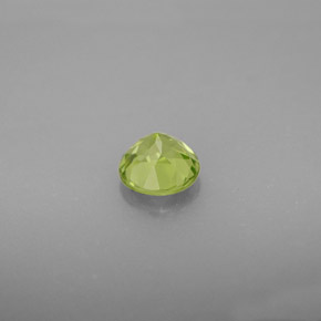 0.81캐럿 천연 생기 있는 그린 페리도트, 라운드 컷, 5.65 mm, VS