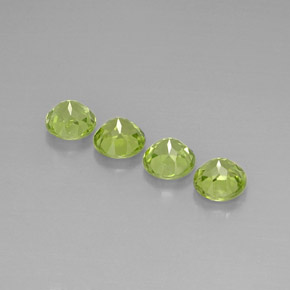 캐럿 천연 생기 있는 그린 페리도트 보석, 라운드 컷, 5.90 mm, VVS-VS