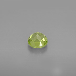 0.84캐럿 천연 생기 있는 그린 페리도트, 라운드 컷, 5.60 mm, VS