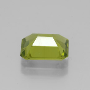 2.10캐럿 천연 생기 있는 그린 페리도트, 에메랄드 컷, 8.8×6.8 mm, VS
