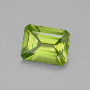 2.17캐럿 천연 생기 있는 그린 페리도트, 에메랄드 컷, 9.1×7 mm, VVS