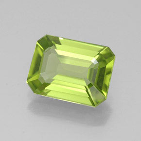 1.95캐럿 천연 생기 있는 그린 페리도트, 에메랄드 컷, 8.8×6.6 mm, VVS