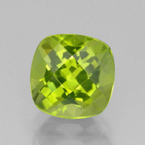 2.42캐럿 천연 생기 있는 그린 페리도트, 쿠션 컷, 7.9×7.9 mm, VS