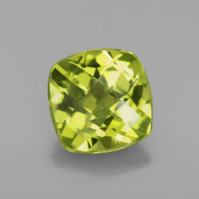 2.21캐럿 천연 생기 있는 그린 페리도트, 쿠션 컷, 8×8 mm, VS-SI