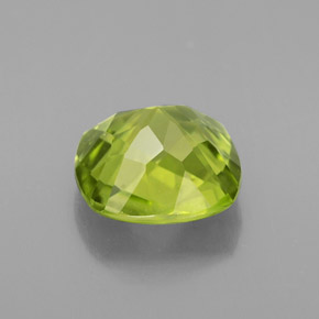 2.21캐럿 천연 생기 있는 그린 페리도트, 쿠션 컷, 8×8 mm, VS-SI