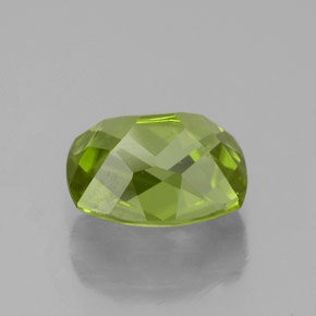 2.06캐럿 천연 생기 있는 그린 페리도트, 쿠션 컷, 8.7×6.8 mm, VS