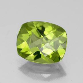 2.82캐럿 천연 생기 있는 그린 페리도트, 쿠션 컷, 9.8×8 mm, VVS-VS