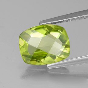 1.95캐럿 천연 생기 있는 그린 페리도트, 쿠션 컷, 9.3×7.5 mm, VVS-VS