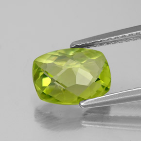 1.88캐럿 천연 생기 있는 그린 페리도트, 쿠션 컷, 9.2×7.1 mm, VVS-VS