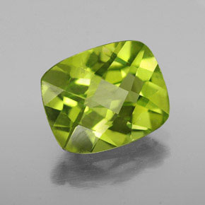 2.96캐럿 천연 생기 있는 그린 페리도트, 쿠션 컷, 10×8.1 mm, VS