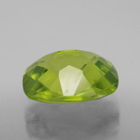 2.96캐럿 천연 생기 있는 그린 페리도트, 쿠션 컷, 10×8.1 mm, VS