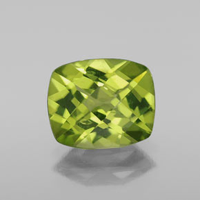 2.65캐럿 천연 생기 있는 그린 페리도트, 쿠션 컷, 9.3×7.8 mm, VS-SI