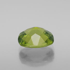 2.65캐럿 천연 생기 있는 그린 페리도트, 쿠션 컷, 9.3×7.8 mm, VS-SI