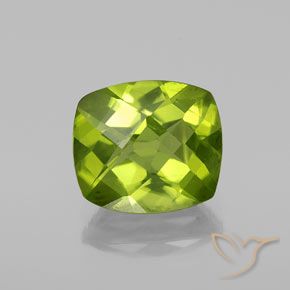 2.50ct 자연스러운 활기찬 녹색 감람석, 방석, VS-SI