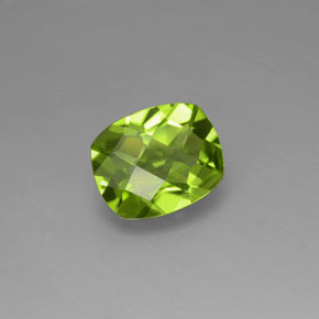 2.31캐럿 천연 생기 있는 그린 페리도트, 쿠션 컷, 9.5×7.7 mm, VS