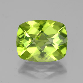 2.99캐럿 천연 생기 있는 그린 페리도트, 쿠션 컷, 9.9×8.1 mm, VS-SI