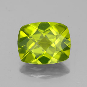 2.72캐럿 천연 생기 있는 그린 페리도트, 쿠션 컷, 10×8 mm, VS
