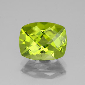 3.26캐럿 천연 생기 있는 그린 페리도트, 쿠션 컷, 9.9×8 mm, VS-SI