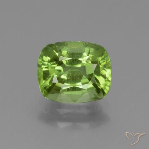 1.92ct 자연스러운 활기찬 녹색 감람석, 방석, VS