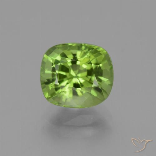 2.41ct 자연스러운 미디엄 그린 감람석, 방석, VVS-VS