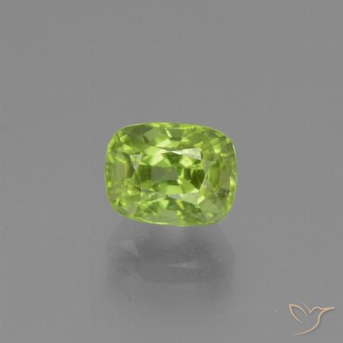2.55ct 자연스러운 미디엄 그린 감람석, 방석, VS