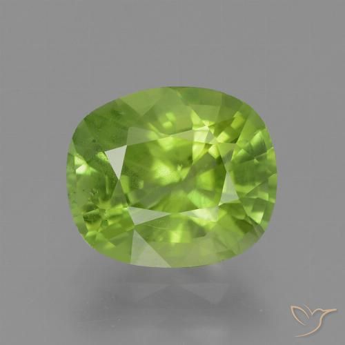 2.40ct 자연스러운 황록색 감람석, 방석, VS-SI