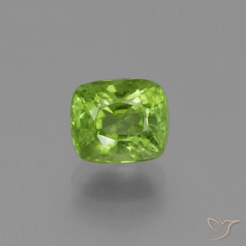 2.33ct 자연스러운 활기찬 녹색 감람석, 방석, VS-SI