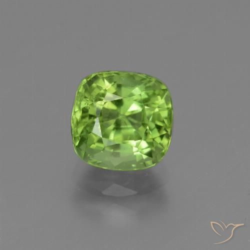 2.00ct 자연스러운 활기찬 녹색 감람석, 방석, VS