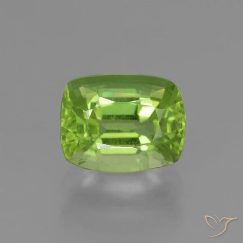 2.13ct 자연스러운 미디엄 그린 감람석, 방석, VS