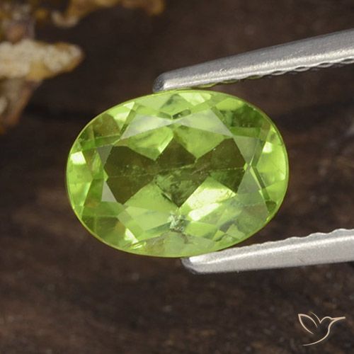 1.35ct 자연스러운 연한 초록색 감람석, 타원형, VS
