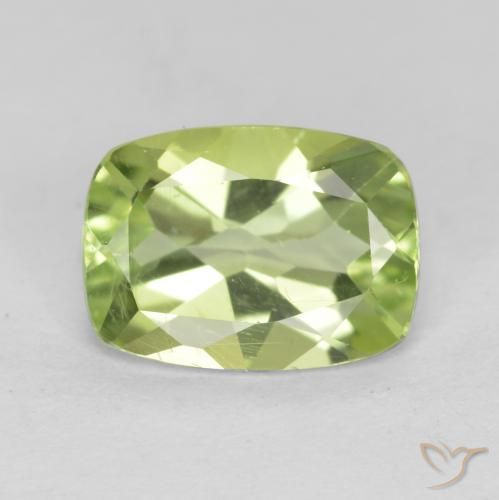 1.14ct 자연스러운 라이트 라이블리 그린 감람석, 방석, VS