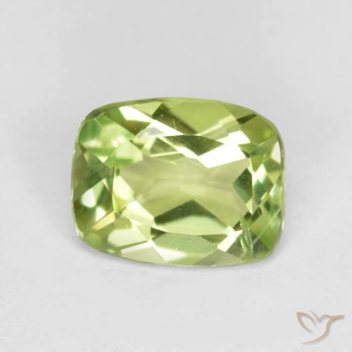 1.14ct 자연스러운 라이트 라이블리 그린 감람석, 방석, VS