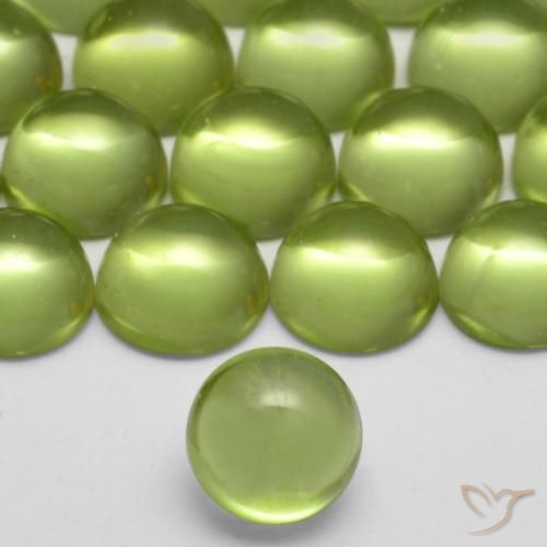0.38ct 자연스러운 활기찬 녹색 감람석, 둥근, 투명한