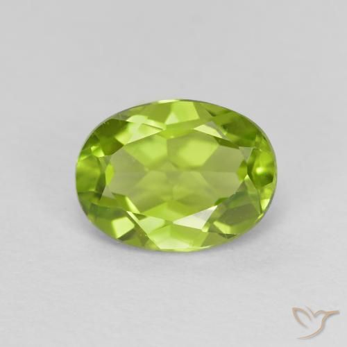 1.35ct 자연스러운 황록색 감람석, 타원형, VS